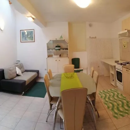 In With Terrace, Air Conditioning, Wifi, Washing Machine 4982-6